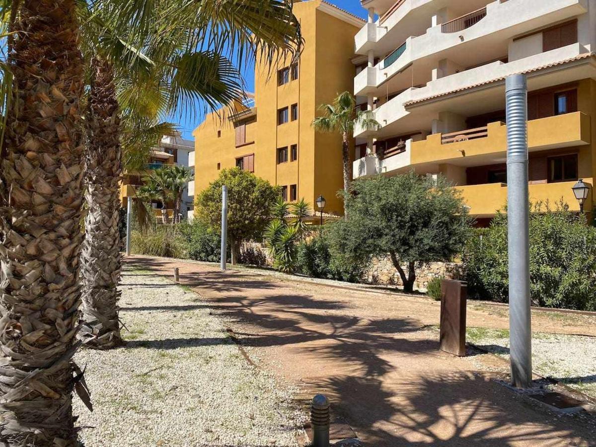 Acogedor Apartamento Al Lado De La Playa Аликанте Экстерьер фото