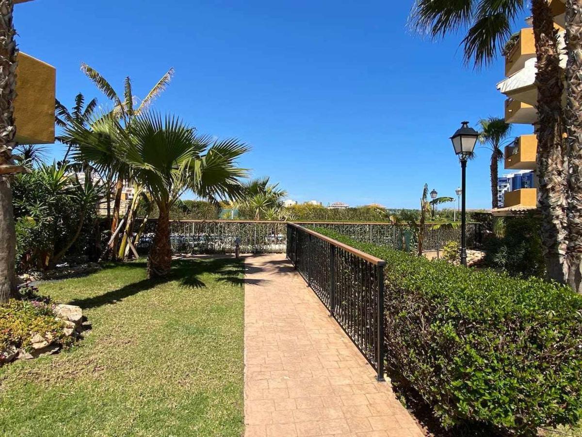 Acogedor Apartamento Al Lado De La Playa Аликанте Экстерьер фото